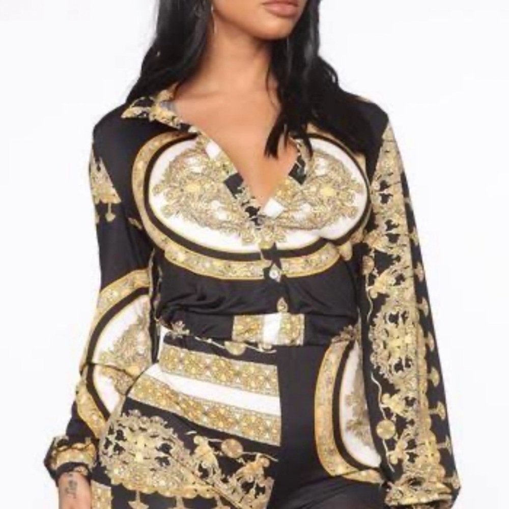 Black & Gold Baroque Print Button-Down Top